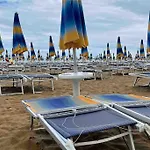 Trilocale Con Posto Spiaggia/Ombrellone Compreso