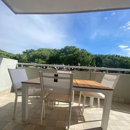 Trilocale Con Posto Spiaggia/ombrellone Compreso Appartamento